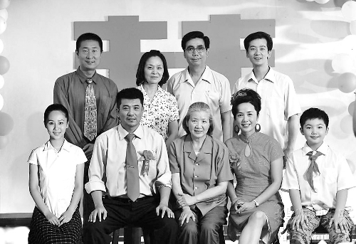 電視劇幸福來敲門結(jié)局,電視劇幸福來敲門的結(jié)局，變化、學(xué)習(xí)與自信奏響的勵志之歌