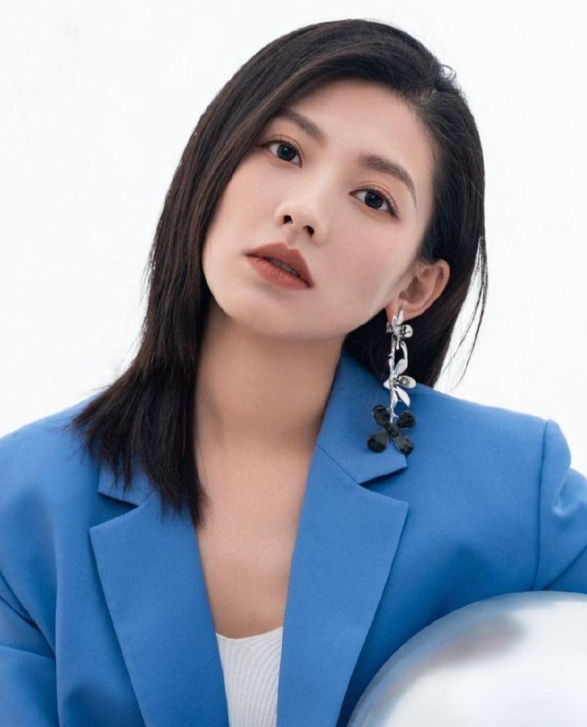 女演員馬藜與科技融合，體驗前沿科技產(chǎn)品之旅