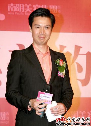 梁榮忠最新動(dòng)態(tài)，時(shí)代浪潮中的璀璨明星