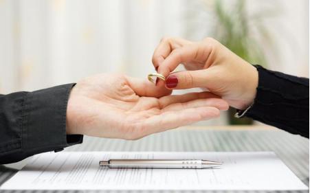 科技時代下的婚姻新紀(jì)元，最新結(jié)婚年齡法律規(guī)定解讀